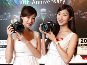 Canon EOS 5Ds、5Ds R強勢登台，單機身103,900、109,900元，明日起正式上市