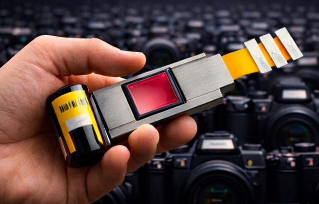 讓底片相機重生!I’m Back Roll 數位機背隆重登場,Sony 2,600 萬畫素 APS-C CMOS