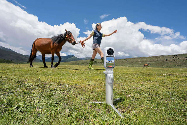 Insta360 發表新一代旗艦全景相機 X6,主打「三機合一」跨界定位與感光元件再升級