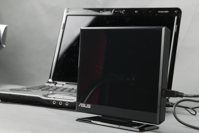 Монитор asus pa246q не включается