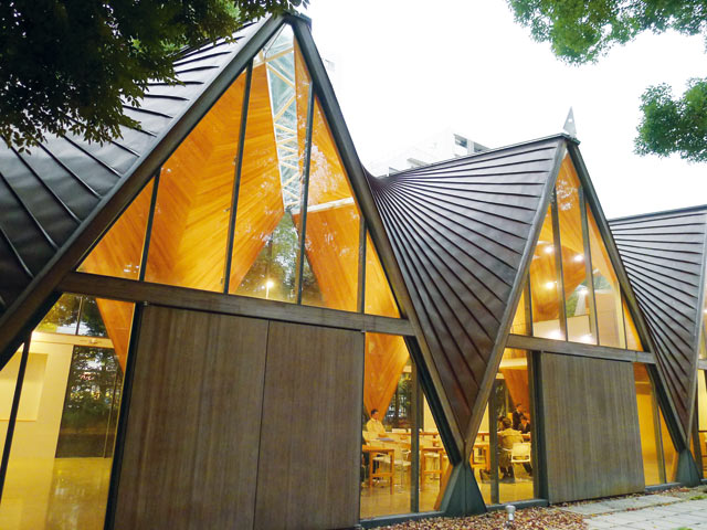 都營大江戶線 探索新舊交織的東京大學本校園 Digiphoto
