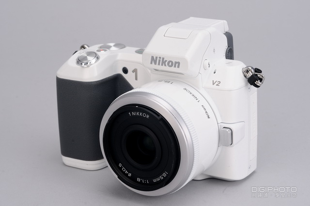 Nikon 1 V2評測：凝結瞬間動態的專業微單眼（內含V1 ISO比較） | DIGIPHOTO